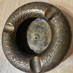Vintage brass ashtray with floral etching made in India 70's